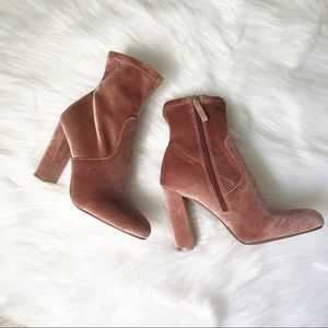 STEVE MADDEN boots (like new)